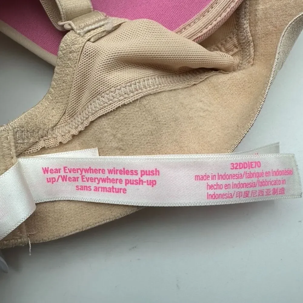 PINK Victoria's Secret Wireless Push Up Bra Wear Everywhere Collection Nude 32DD